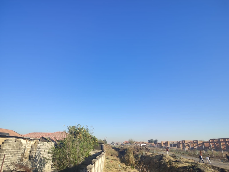 0 Bedroom Property for Sale in Boitekong North West